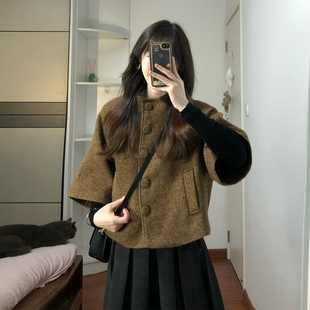 韩系复古圆领呢子短外套女 小个子宽松五分袖斗篷毛呢上衣