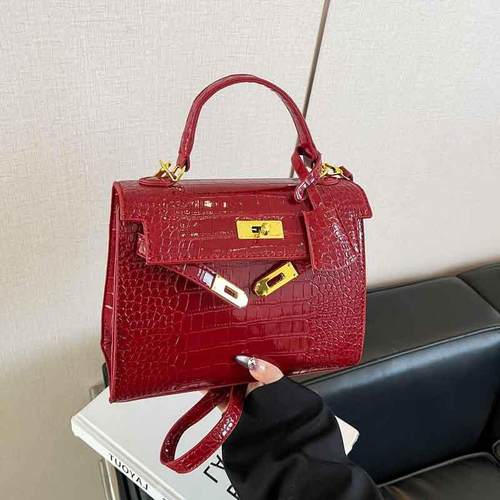 高级感红色新娘包凯莉包手提包潮