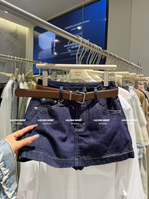 MIDO家 2026新款韩版时尚百搭显瘦复古深蓝色配咖色腰带牛仔短裙