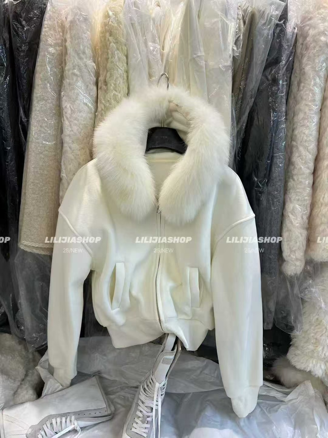 MIDO家 2025秋冬新款韩版时尚百搭宽松显瘦连帽狐狸毛领加绒卫衣