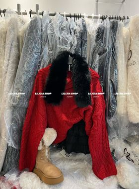 MIDO家 2025冬季新款慵懒风圣诞红色麻花毛衣高腰丝绒短裙两件套