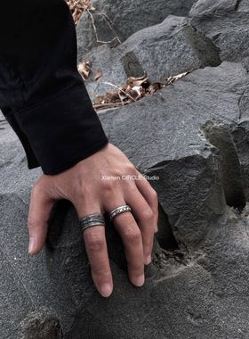 银饰不规则原创设计风暗黑戒指