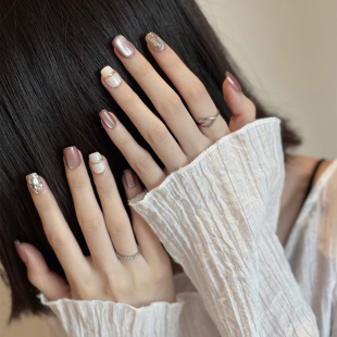 甜美风2025高级感细闪猫眼美甲 纯手工穿戴甲法式 AuraNail 树莓