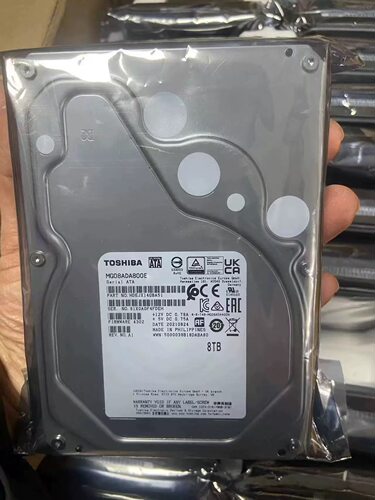 东芝MG08ADA800E 8T 7.2K 3.5寸6G企业级硬盘