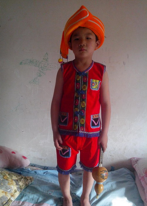 六一少数民族风舞蹈葫芦丝演出服