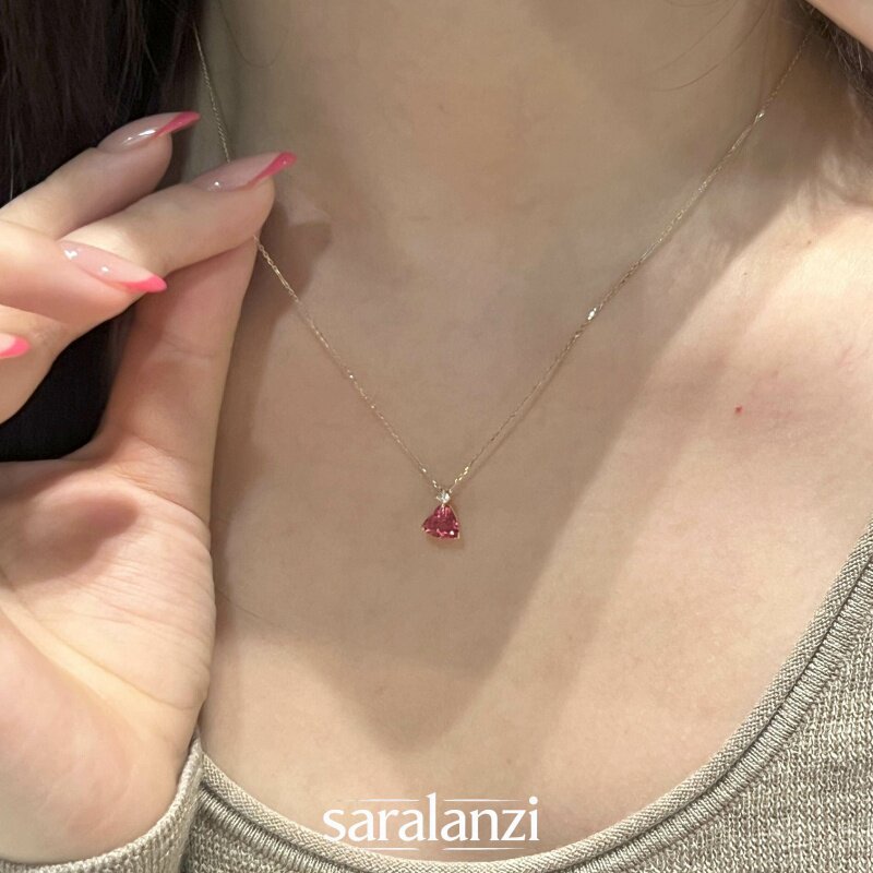精致甜美风粉色锆石爱心吊坠项链