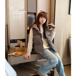 女大童韩版连帽羽绒马甲2024冬装新款青少年90白鸭绒保暖亲子坎肩