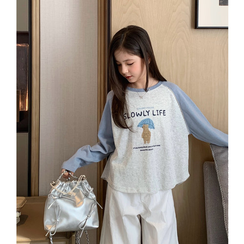 慵懒感时尚拼色宽松插肩袖T恤