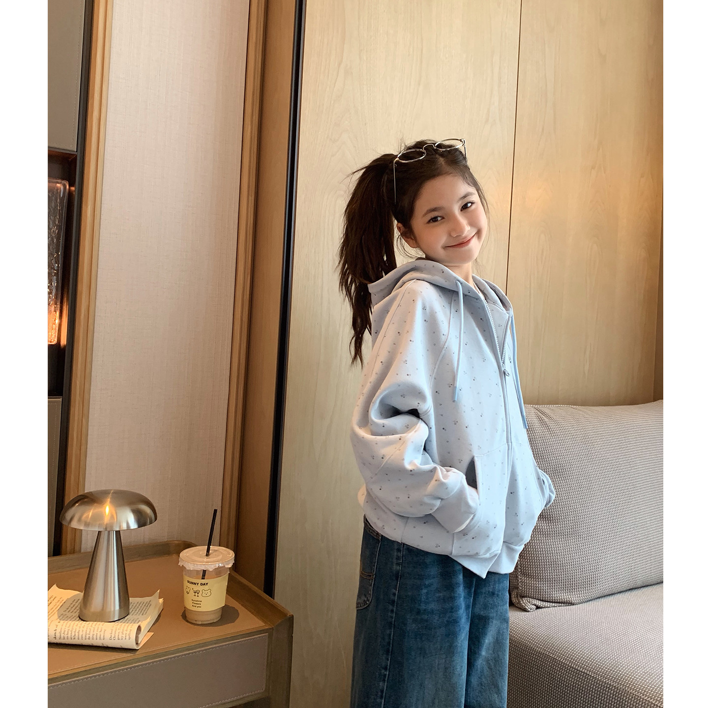 女大童浅蓝碎花卫衣开衫2026秋季新款青少年学生韩版休闲连帽外套