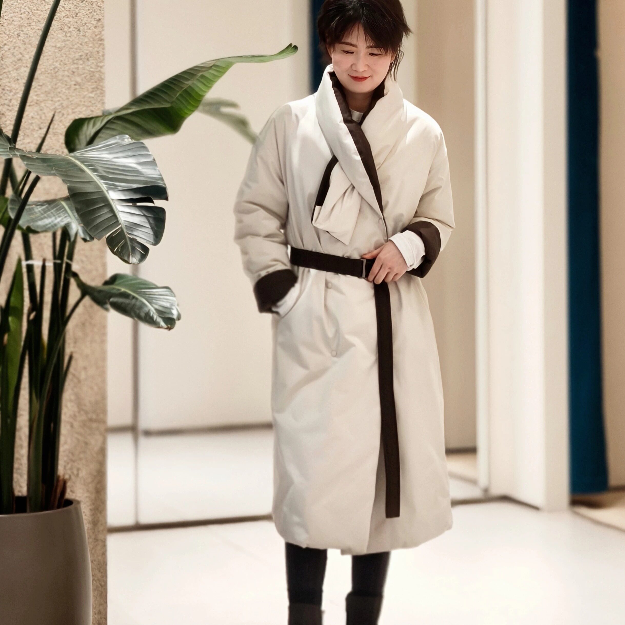 高密双面穿撞色宽松廓形围巾式长款羽绒服