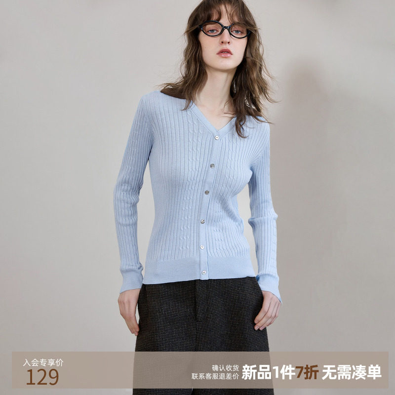 德玛纳优雅撞色V字翻领线衫女26春季新款修身显瘦长袖针织衫上衣,女装/女士精品,毛针织衫,淘宝优惠券,粉丝福利购,淘宝优惠卷