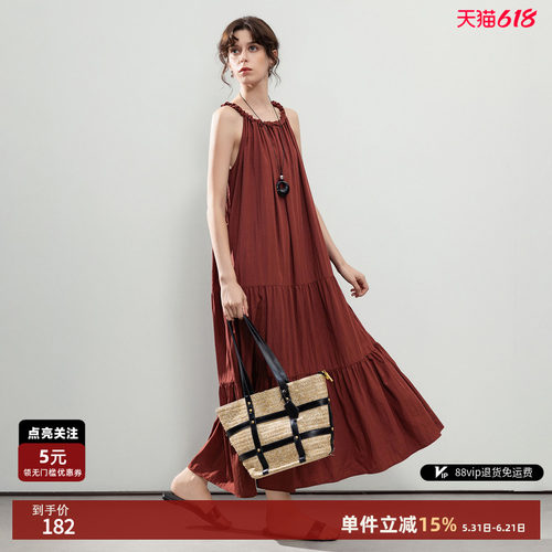 德玛纳度假风挂脖抽褶A字连衣裙
