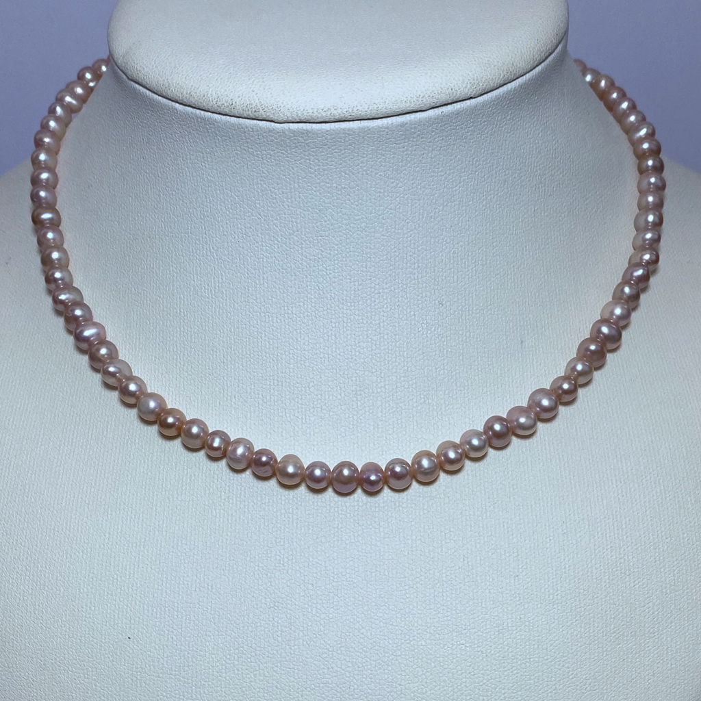 天然粉紫色近圆淡水无核珍珠项链