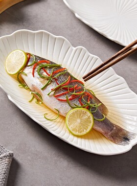 陶瓷纯白鱼盘高级感家用蒸鱼盘烤鱼大号装鱼盘新款菜盘椭甜品盘子