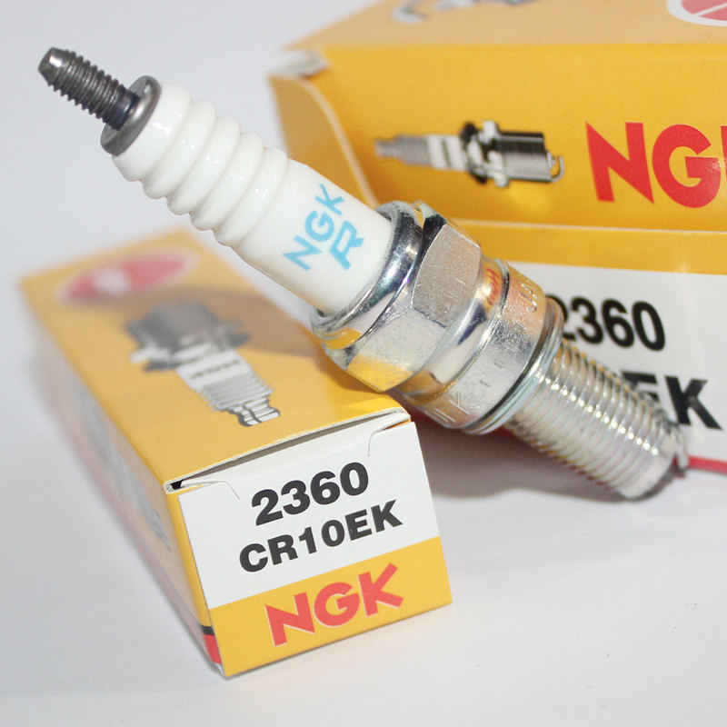NGK双爪火花塞CR10EK适用于六眼魔神雅马哈R15 R1 R6 FZ1000凯旋