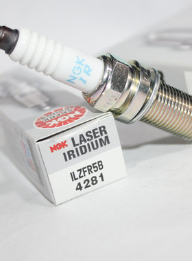 NGK铱铂金火花塞ILZFR5B适用于DX3 V5菱致菱悦V3 A5翼舞4A91 4A92
