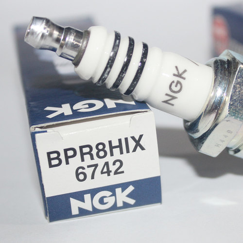 两冲程船外机摩托艇火花塞NGK