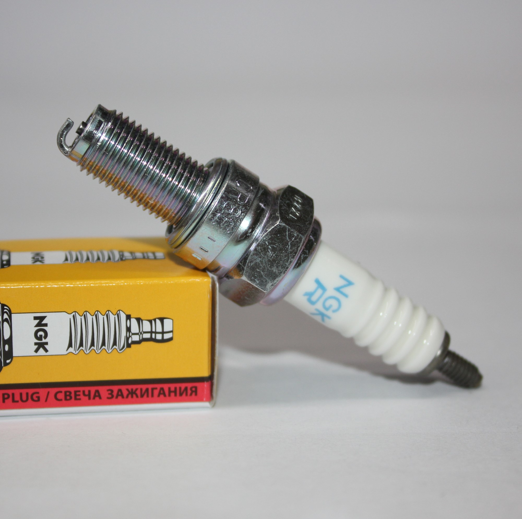 电阻火花塞雅马哈劲虎