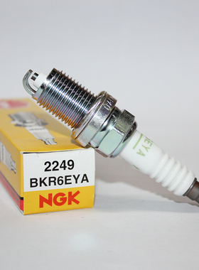 NGK火花塞BKR6EYA适用夏利N3 N7雨燕熊猫1.3自由舰速腾宝来富康8V