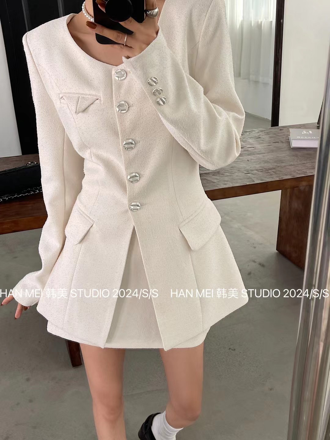 韩美HM2025新款西装外套女气质收腰系扣中款半裙套装