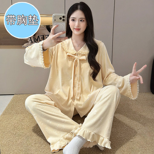 带胸垫德绒睡衣女秋冬保暖薄绒宽松大码200斤甜美开衫家居服套装