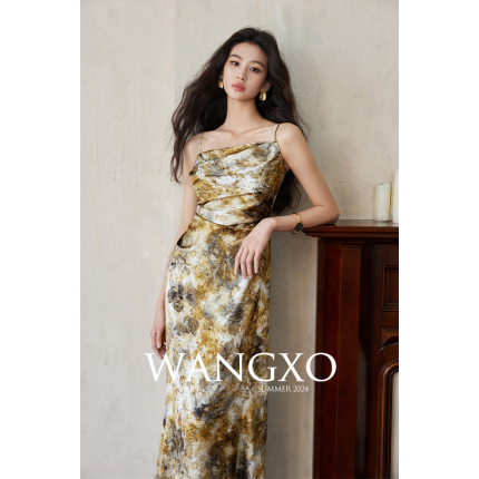 WANGXO｜乔其剪花立体肌理｜舒适透气印花底布｜吊带长款连衣裙女