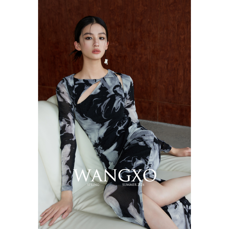 WANGXO|特殊定制印染弹力纱针织|分割褶皱印花连衣裙&坎肩两件套