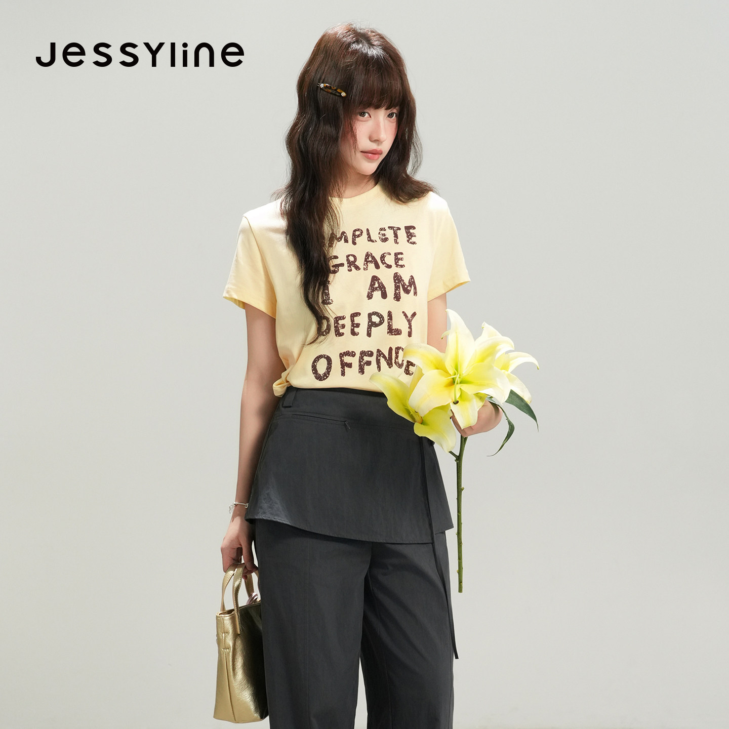 jessyline杰茜莱2026夏季新款黄色减龄字母百搭纯棉短袖T恤女上衣