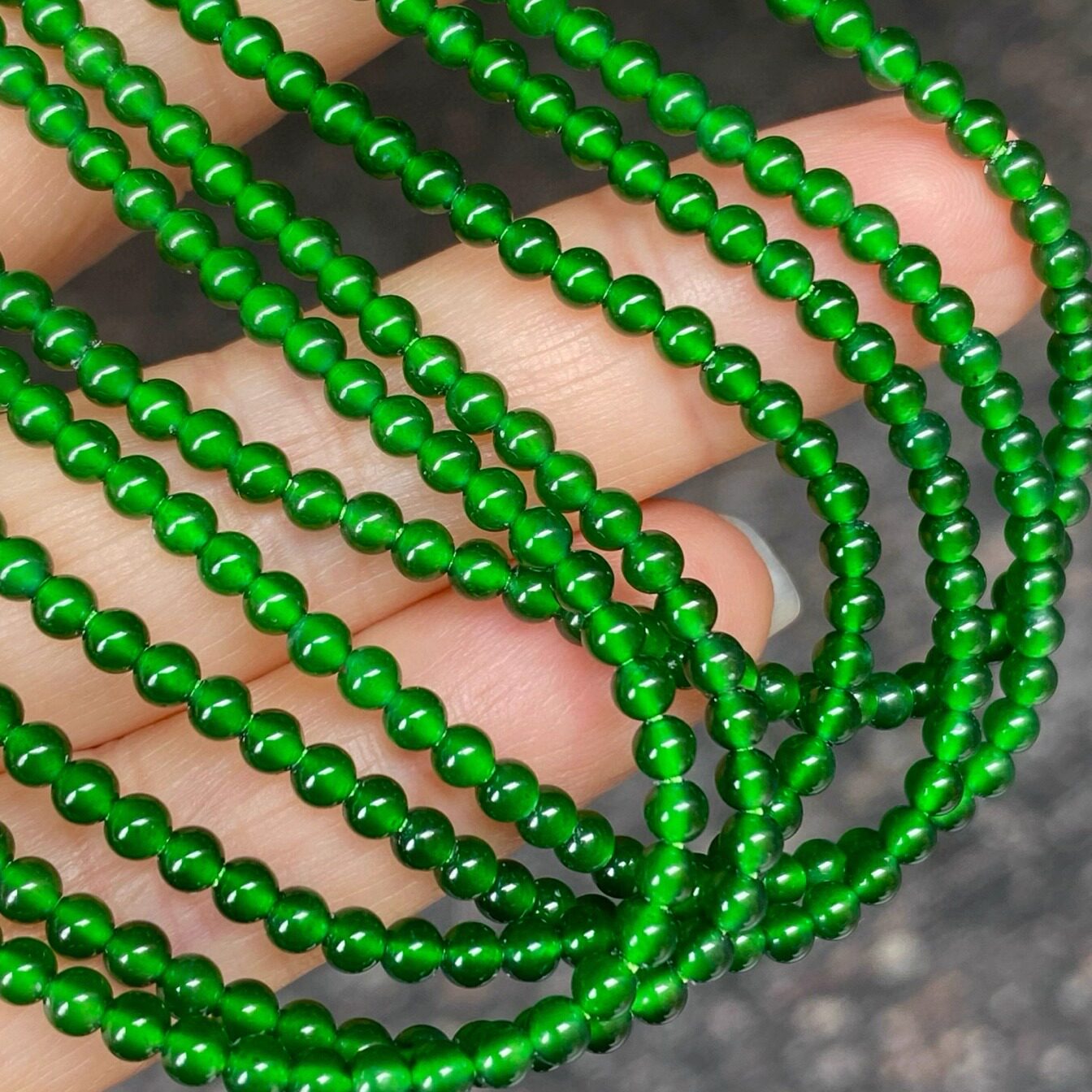 A货小米珠项链3mm时尚经典百搭满绿阳绿18K金锁骨链