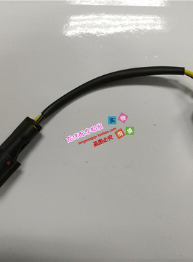 挖掘机配件 现代R200/220-5/R215/R225-7/9三菱发动机转速传感器