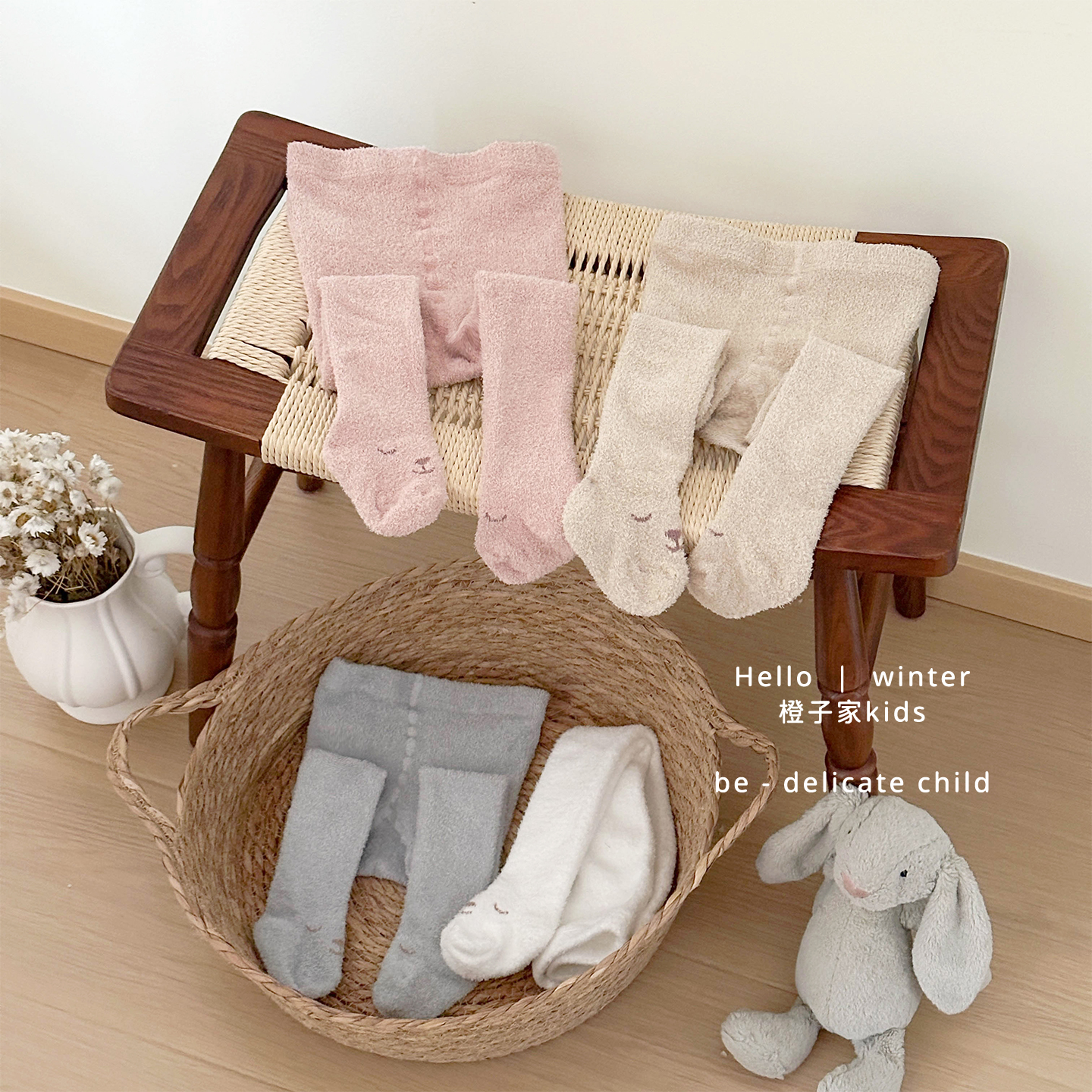 男女童冬季加厚保暖卡通连裤袜