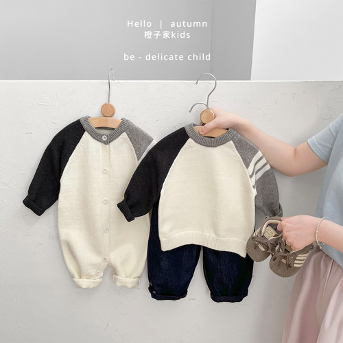 男童春秋款洋气拼色针织爬服毛衣