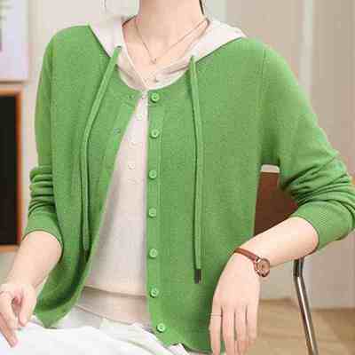 新款绿色圆领假两件长袖外搭通勤