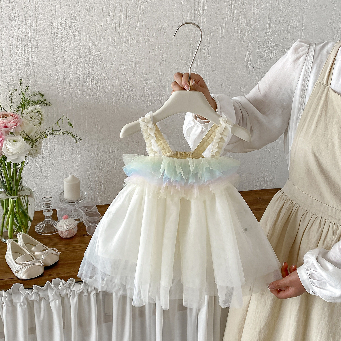 女童夏季新款连衣裙2026儿童彩色吊带公主裙女宝宝网纱裙周岁礼服
