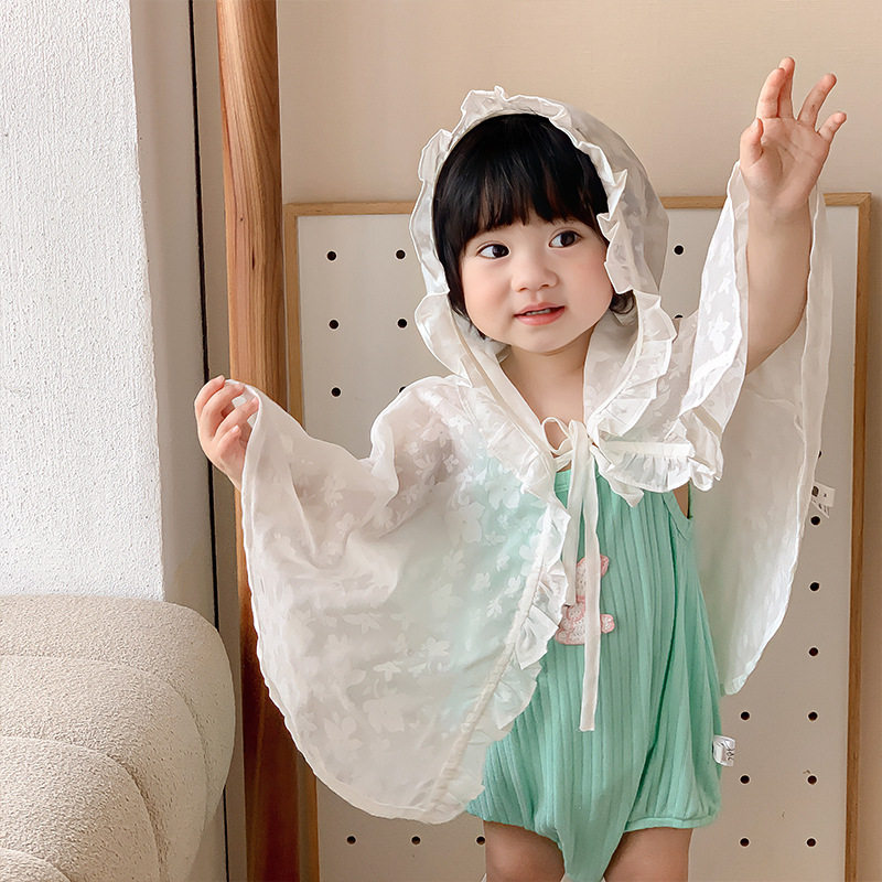 新生儿披风夏季新款外出宝宝防晒衣斗篷女童防风透气薄款披肩外套