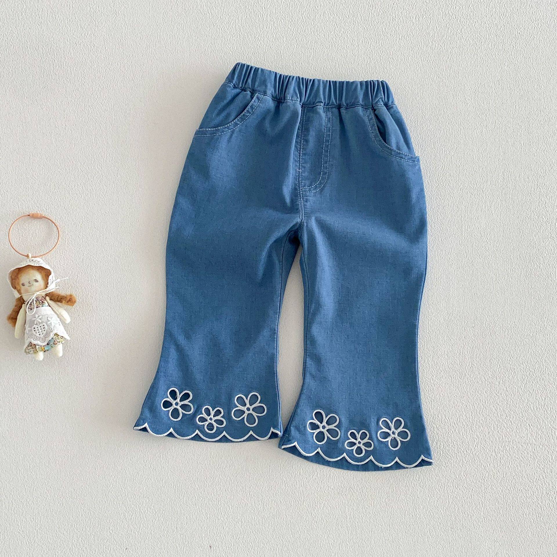 女童镂空花朵喇叭裤2026新款夏季花边裤子宝宝洋气韩版柔软牛仔裤