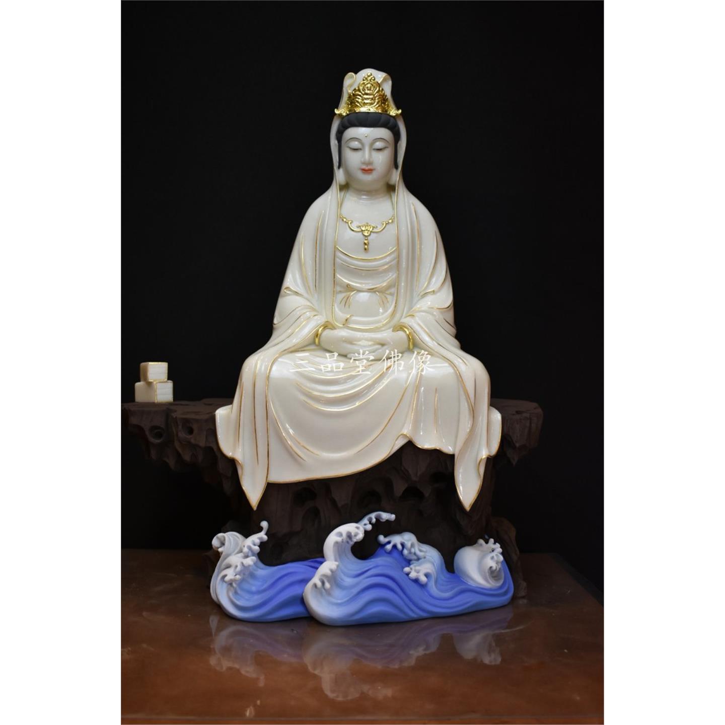 汉白玉禅意观音佛像摆件描金禅定观音菩萨像观世音菩萨彩绘观音像