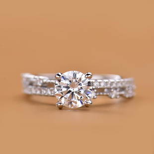 芭蕾一克拉莫桑钻戒指女带钻高级结婚求婚925纯银情人节闺蜜礼物