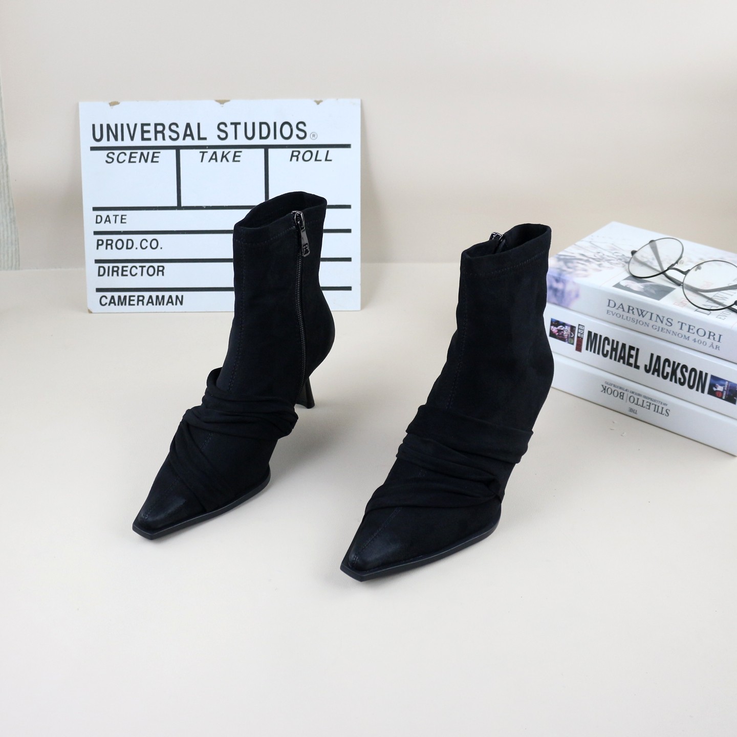 01秋冬季新款撤柜加绒酒杯高跟尖头侧拉链法式韩版女短靴瘦瘦靴,女鞋,弹力靴/袜靴,淘宝优惠券,粉丝福利购,淘宝优惠卷