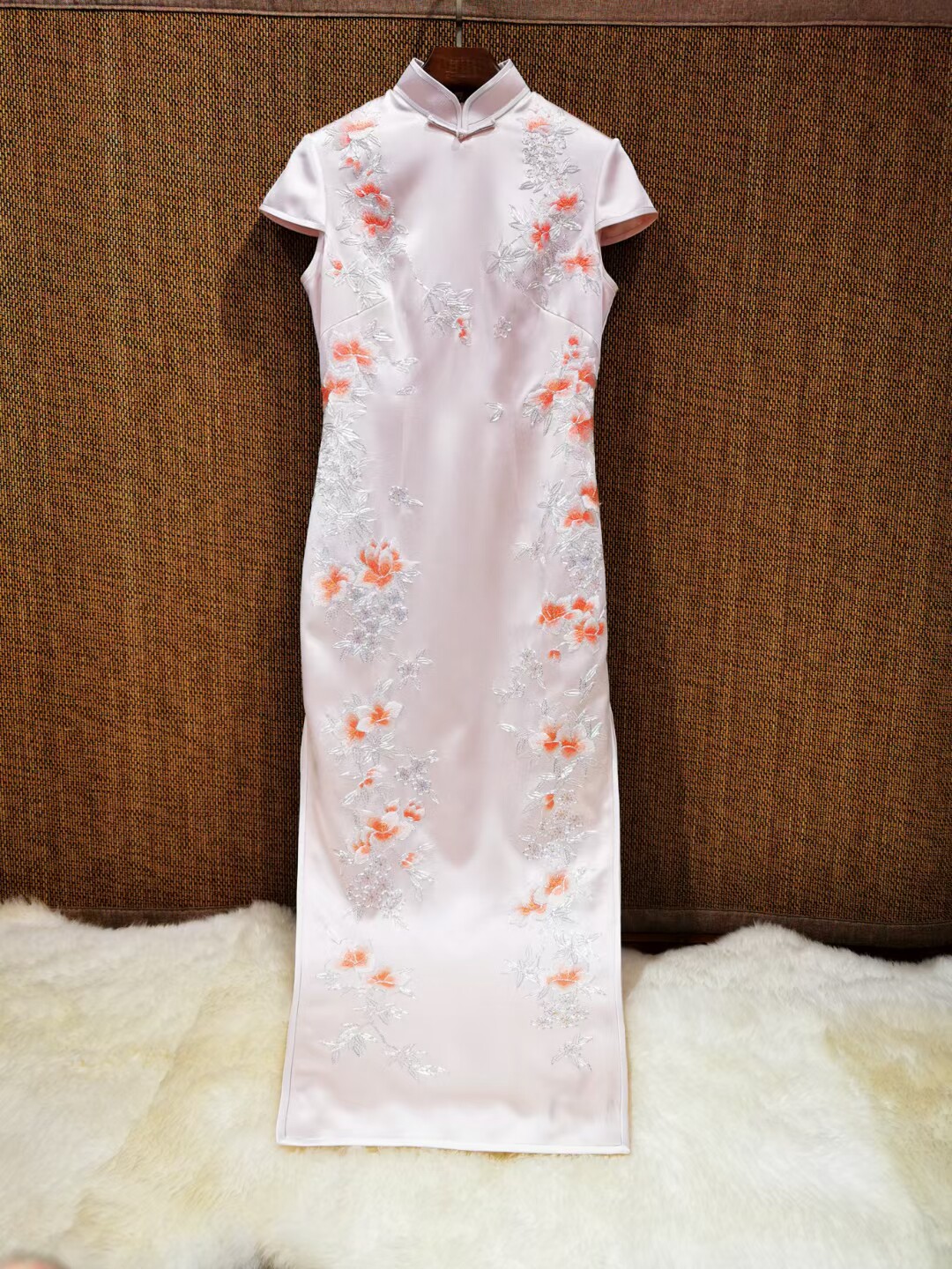 娇古苏绣 真丝绣花【重工玉兰】旗袍主持人订婚宴敬酒礼服