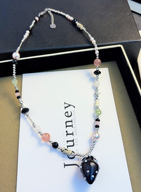 自制小众设计感黑色草莓串珠水晶项链锁骨链短款少女感减龄百搭