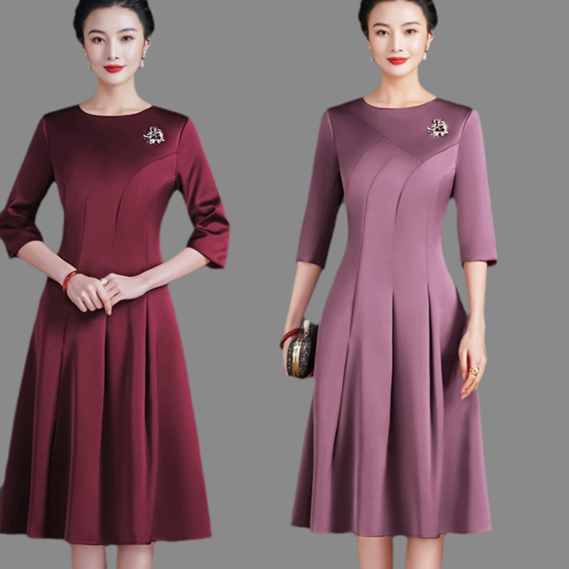 妈妈连衣裙刺绣结婚礼服平时可穿