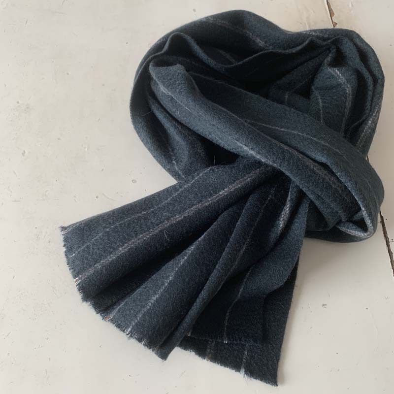 秋冬墨绿色商务羊绒围巾