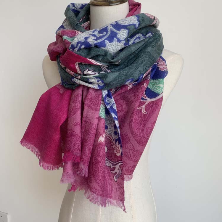 春秋印花女围巾披肩两用