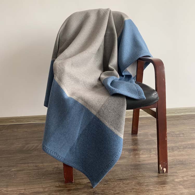 秋冬羊毛毯欧美加厚休闲毯子