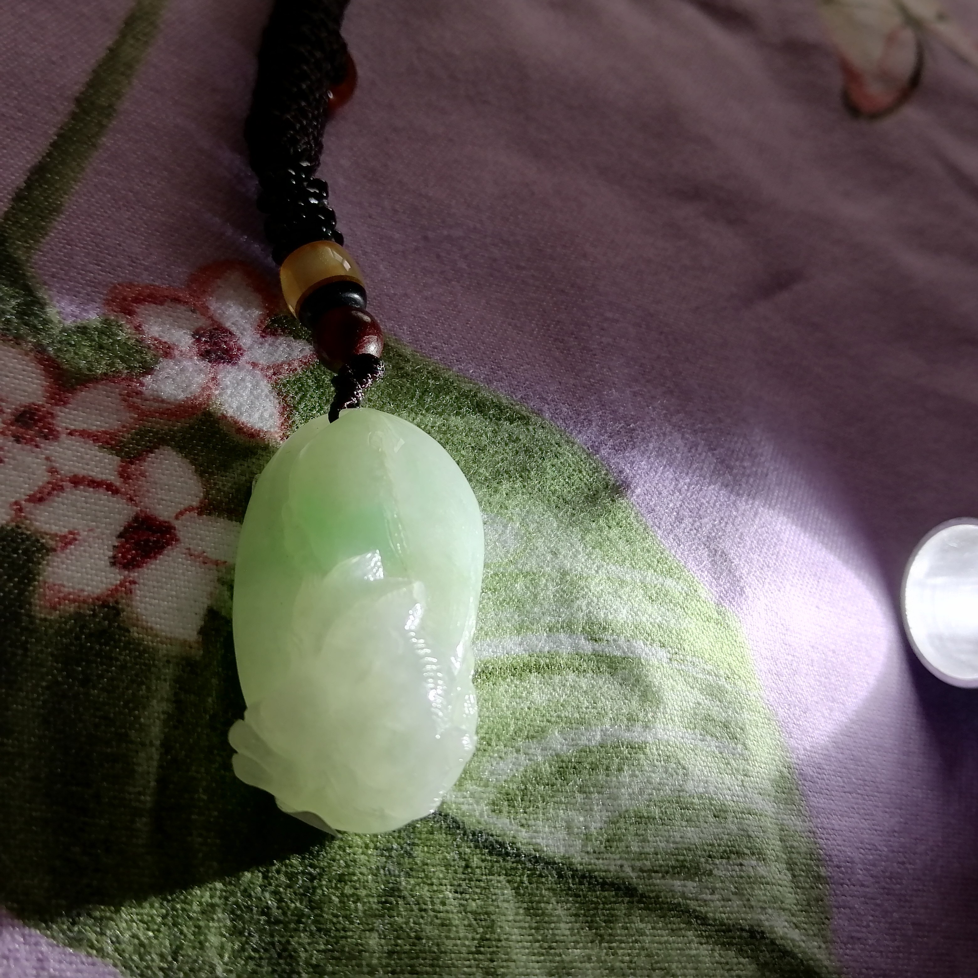 麒麟吊坠缅甸天然翡翠A货纯手工艺精美飘绿花配证书男女精品挂件