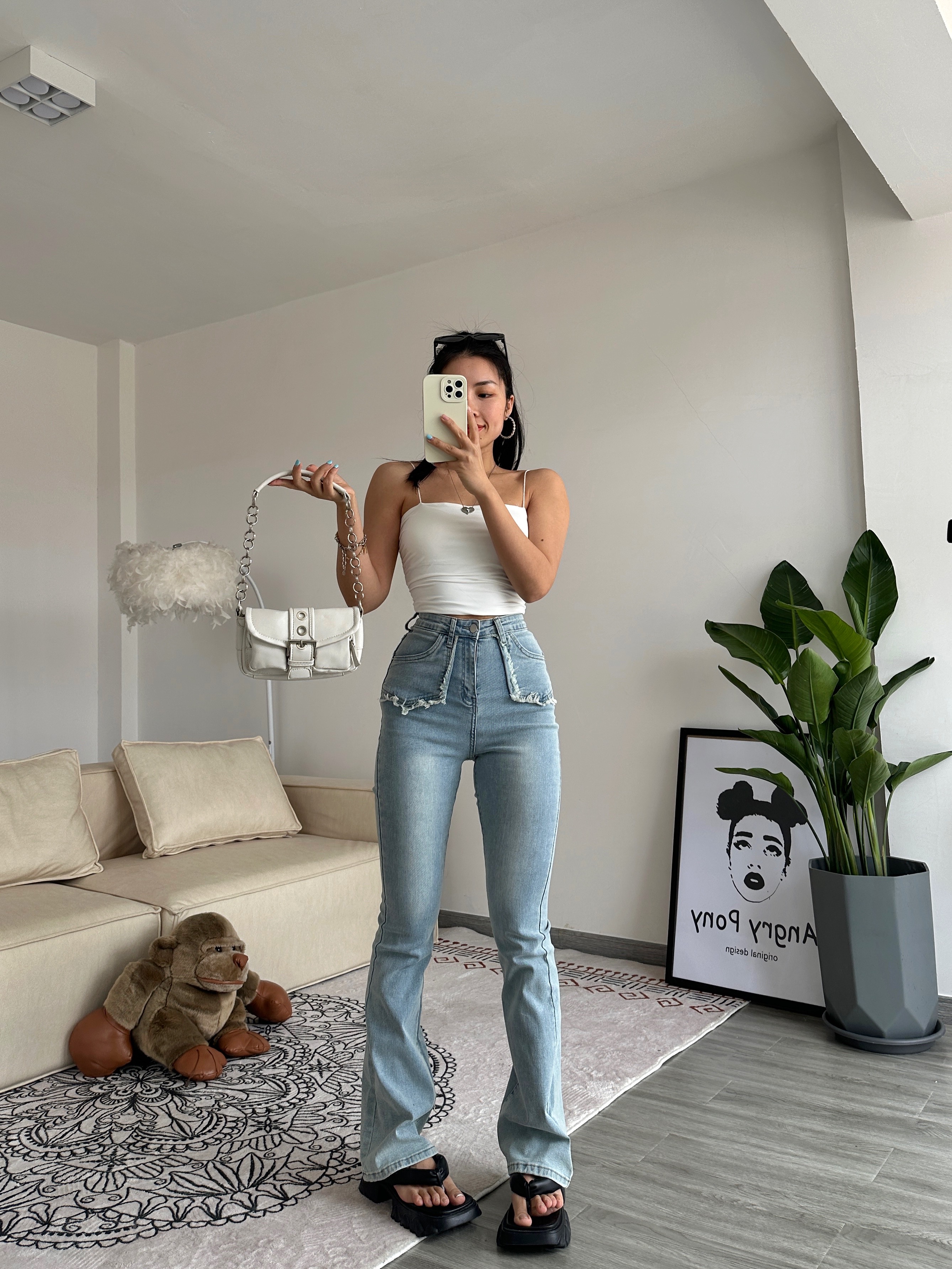 高腰牛仔微喇裤高弹修身提臀薄款