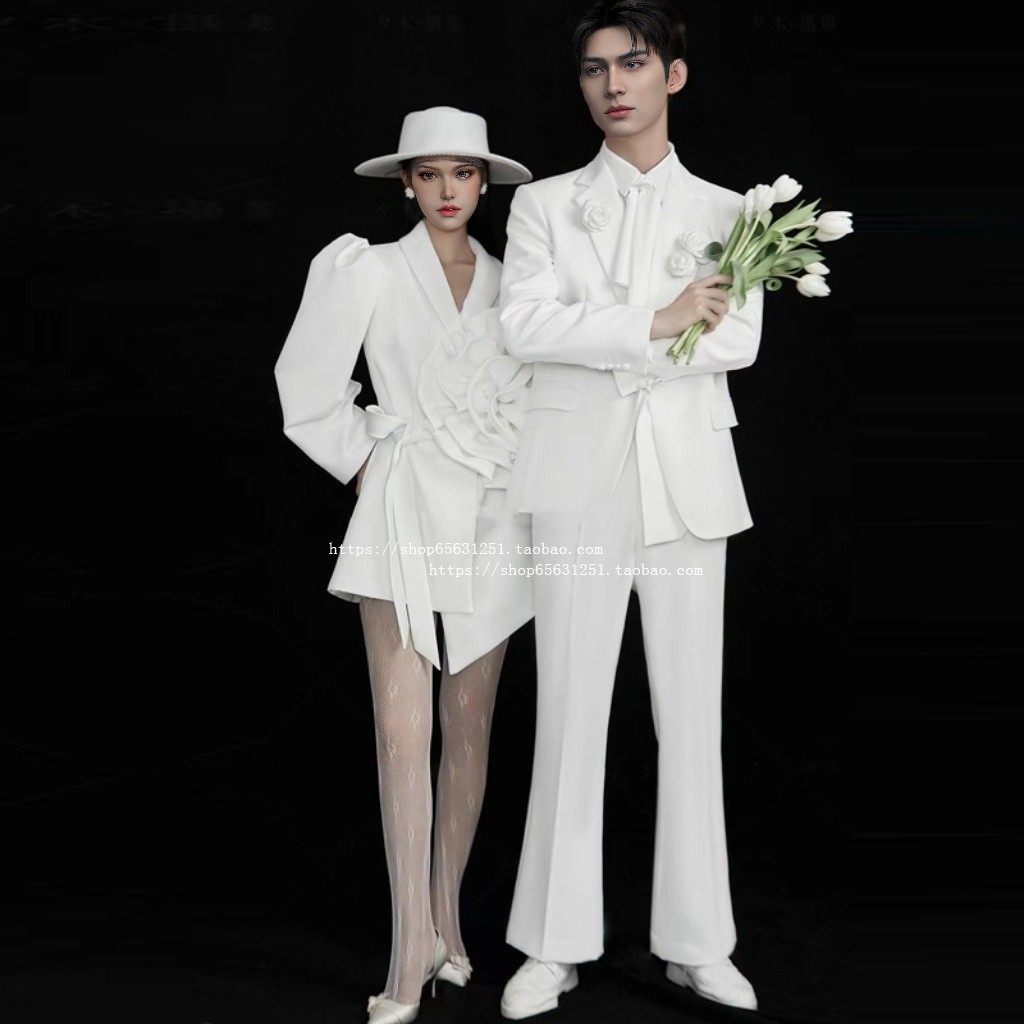 西服婚纱新款影楼拍照主题服装网红旅拍森系胸花款婚纱照情侣礼服