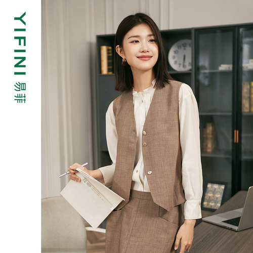 易菲网眼镂空拼接马甲工装外套