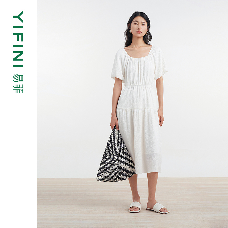 易菲泡泡袖方领褶皱感气质连衣裙